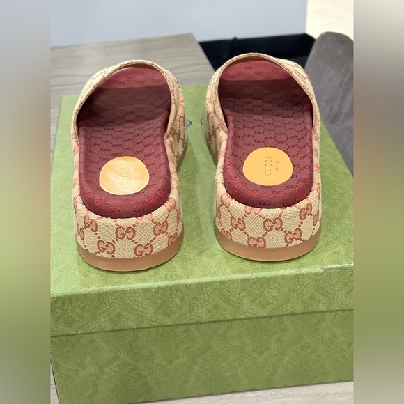 GUCCI Canvas GG Monogram Angelina Platform Slide Sandals - Picture 5 of 11